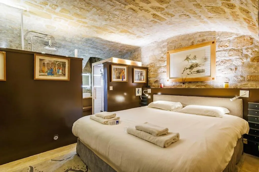 N Sublime Appartement Avec Sauna Dans Le 17E Paris