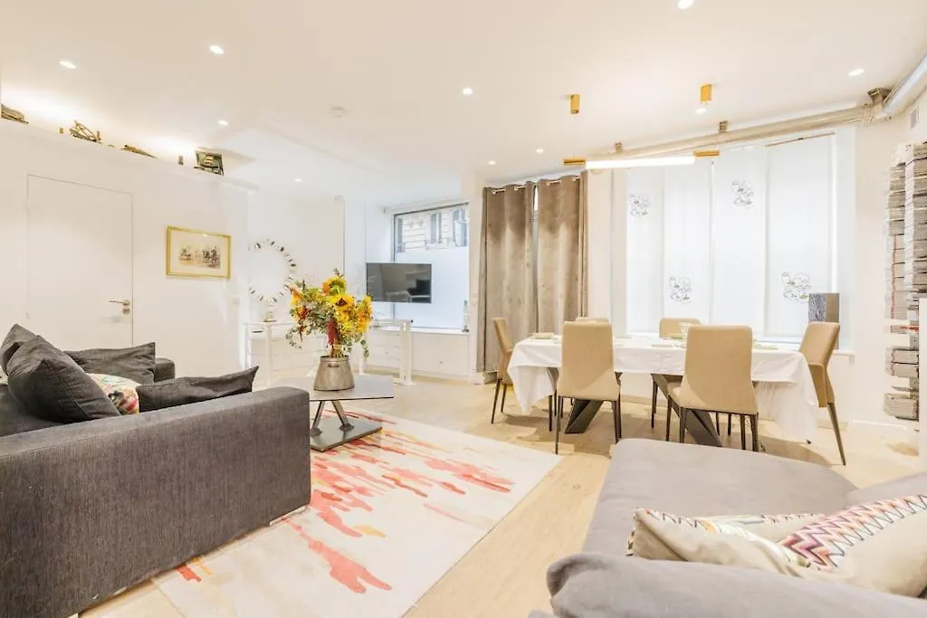Appartamento N Sublime Appartement Avec Sauna Dans Le 17E Parigi