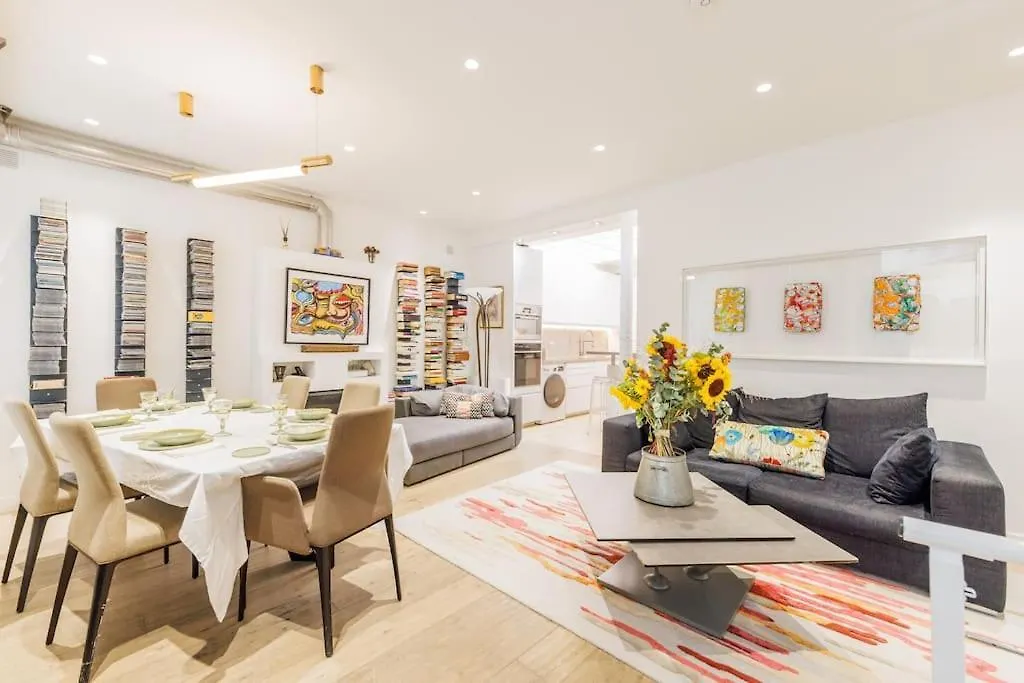N Sublime Appartement Avec Sauna Dans Le 17E Parigi